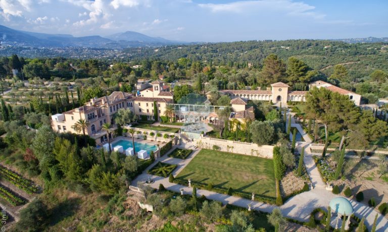 Toscan Palace for luxury wedding on the French Riviera