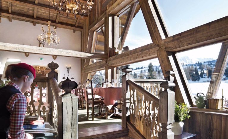 Luxury restaurant for wedding on the slot in Courchevel 1850